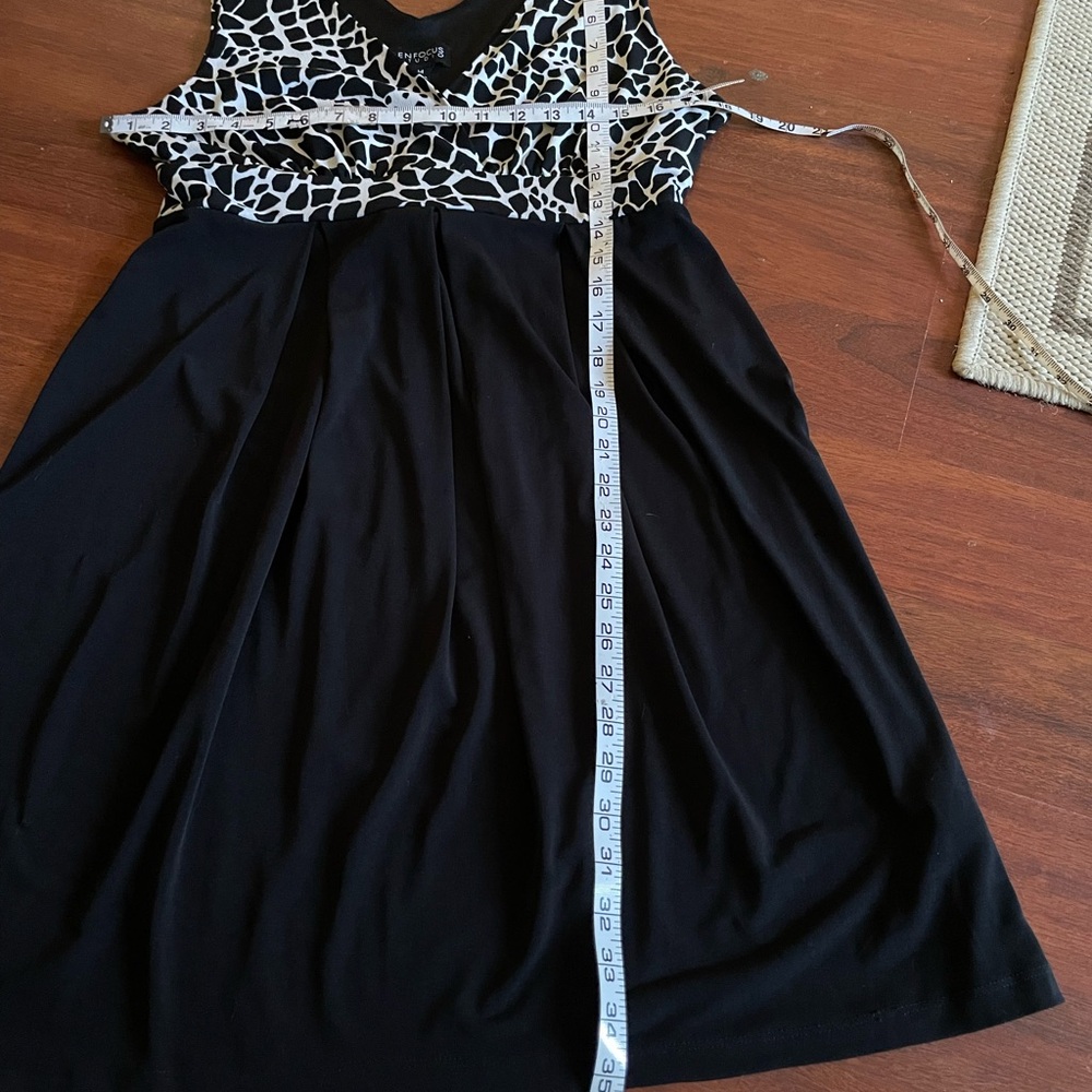 En Focus Black White Animal Print Dress V Neck sz 14 sleeveless spandex tie back - Picture 6 of 13